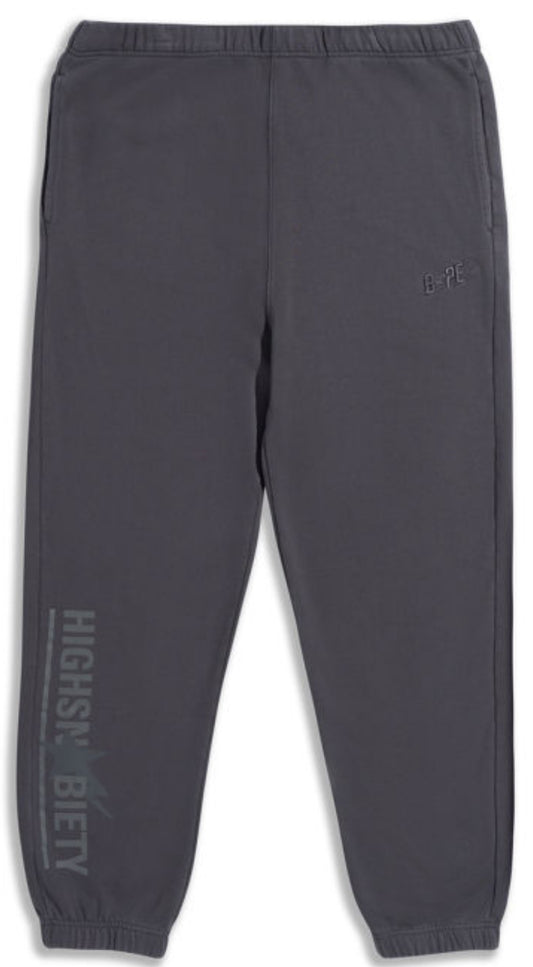 A BATHING APE®
X Highsnobiety Sweat Pants Grey