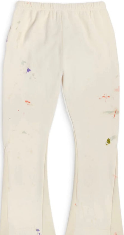 GD PAINTED FLARE SWEATPANT White Crème