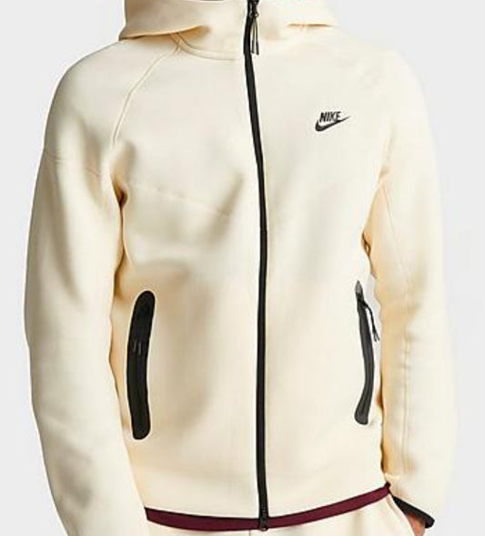 MEN'S NIKE TECH FLEECE WINDRUNNER FULL-ZIP HOODIE
Coconut Milk