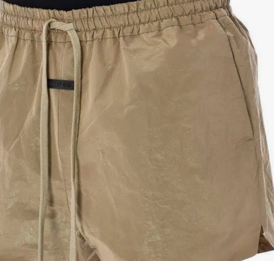 ESSENTIALS
Crinkle Nylon Running Short Tan