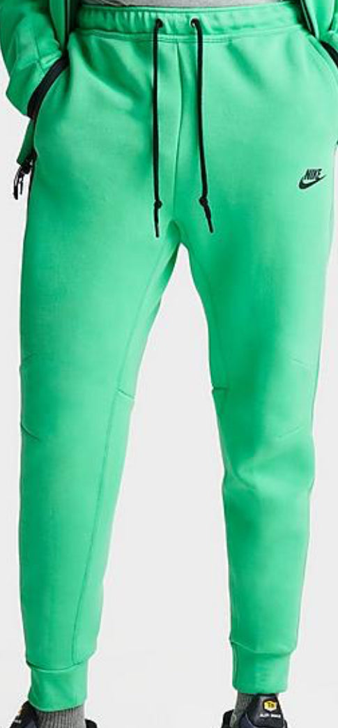 MEN'S NIKE SPORTSWEAR TECH FLEECE JOGGER PANTS Spring green